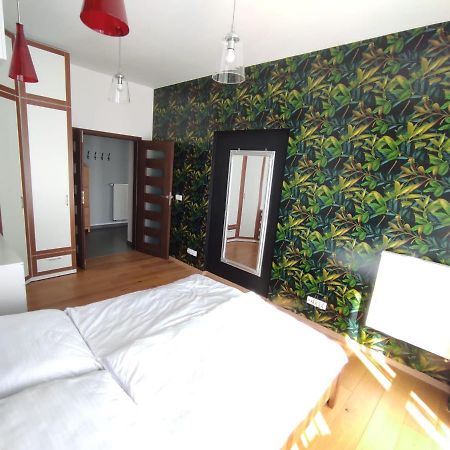 Apartament Przy Galerii Forum Gliwice Witkiewicza Exterior photo