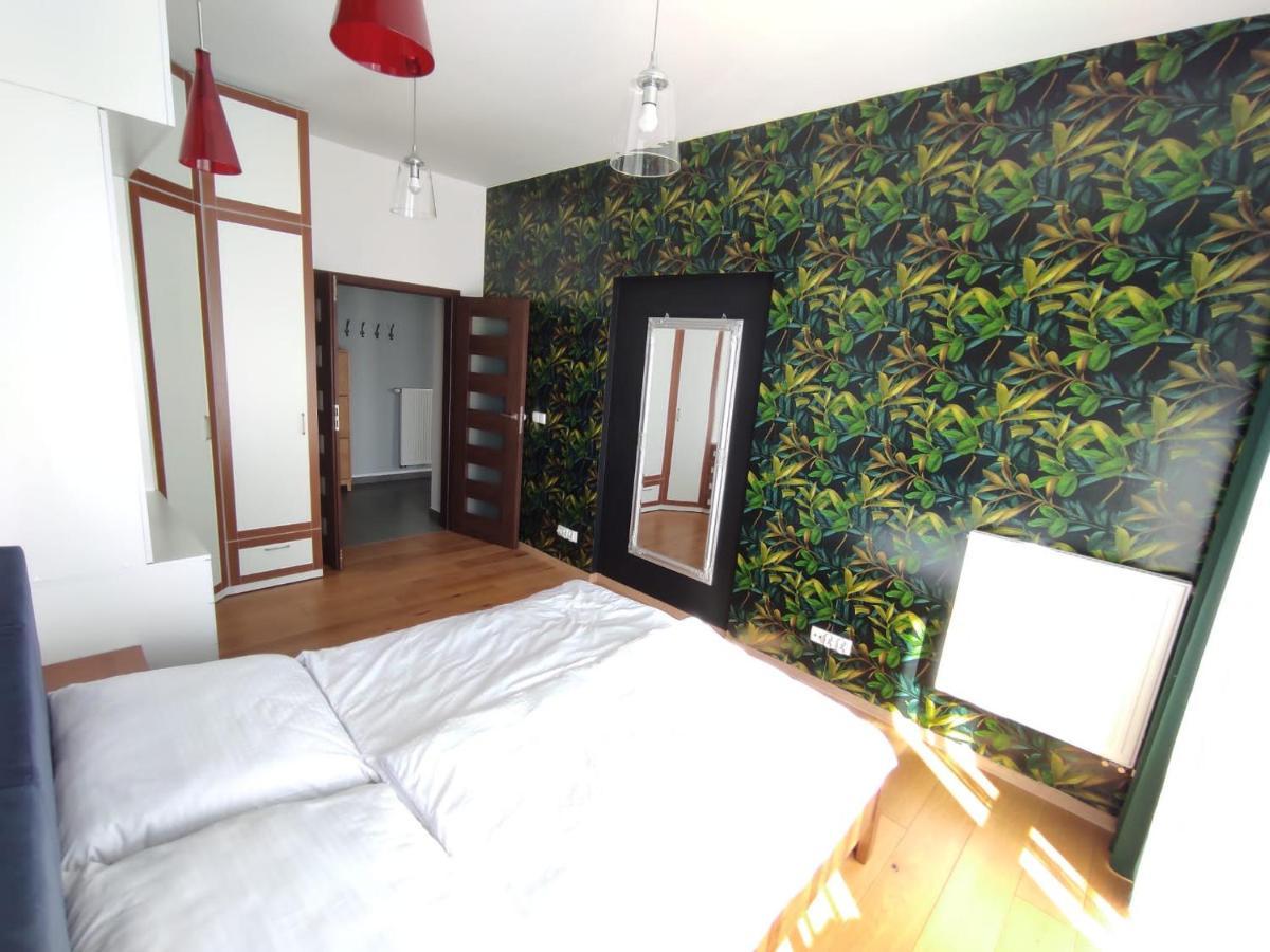 Apartament Przy Galerii Forum Gliwice Witkiewicza Exterior photo